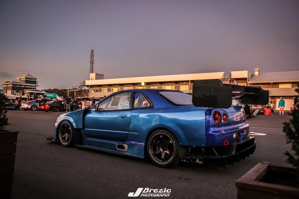 r34 gtr